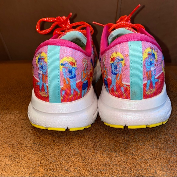 Brooks x Adam Dalton Blake Trace 3 Running Shoes Sneakers Pink Pride Womens 7.5 - Picture 3 of 8